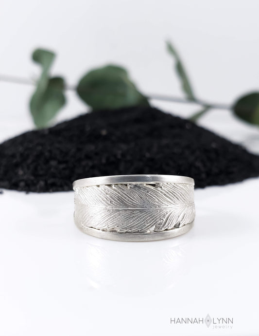 Feather Band Ring