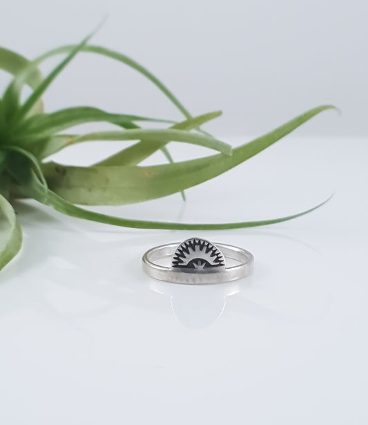 Sunburst Stacking/ Midi Ring
