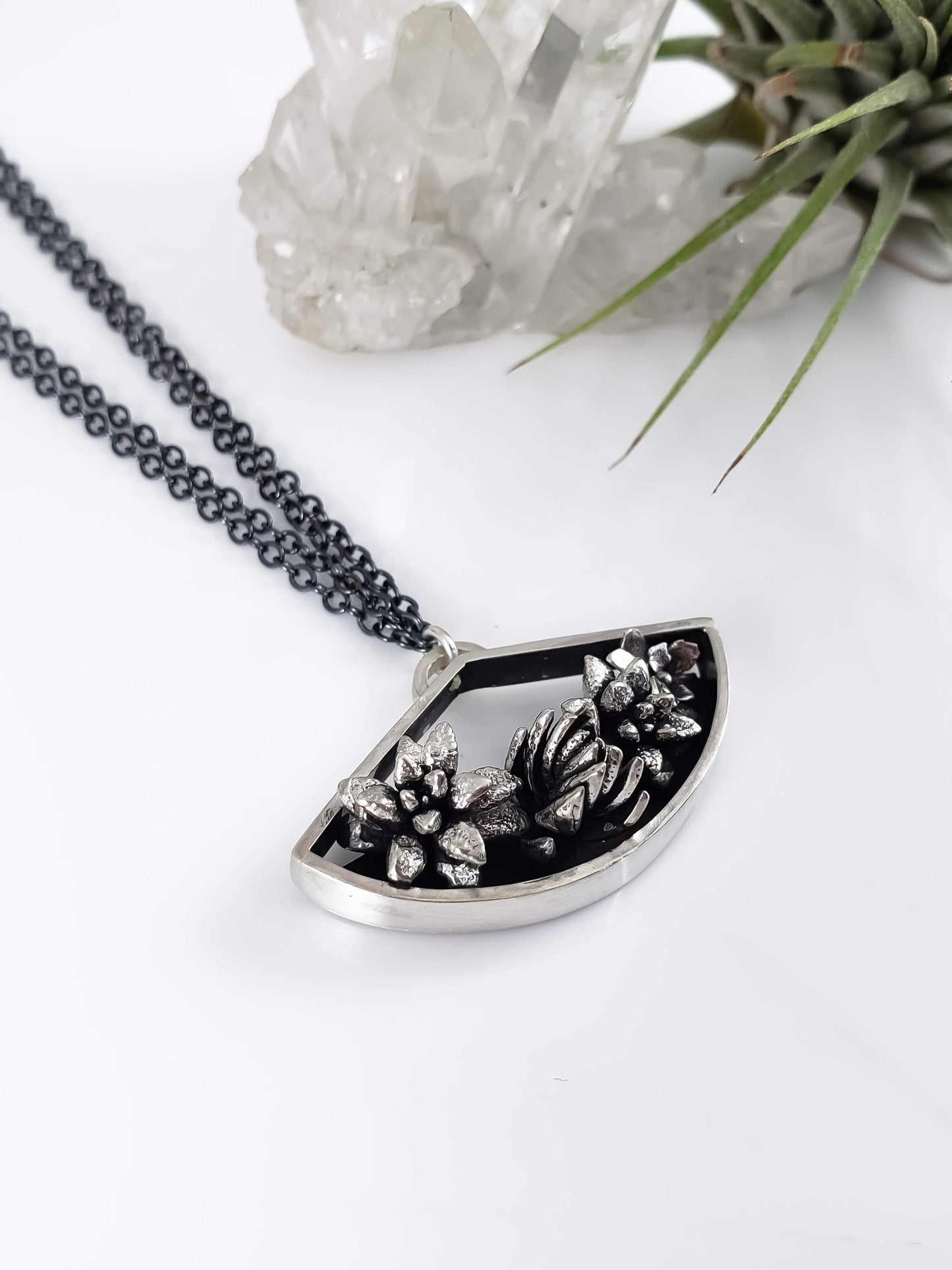 Geometric Terrarium Succulent Necklace