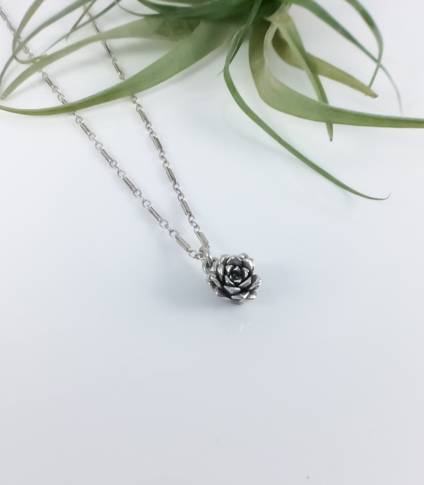 Dainty Succulent Bud Necklace